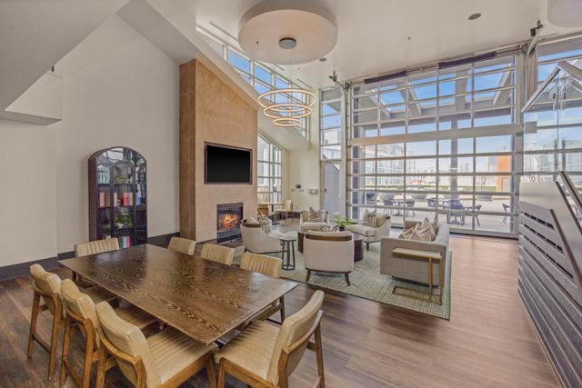 600 12th Ave S Apt 1411, Nashville, TN 37203
