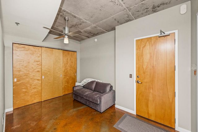 600 12th Ave S Apt 1411, Nashville, TN 37203