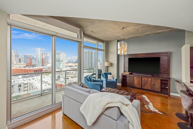 600 12th Ave S Apt 1411, Nashville, TN 37203