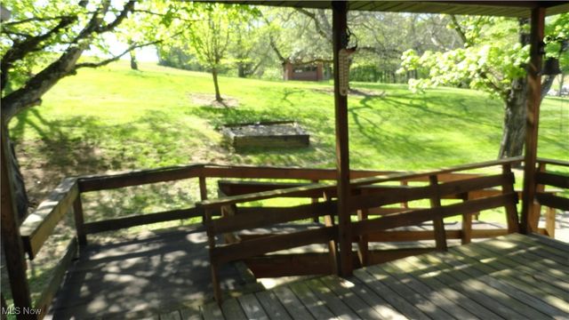 7517 Veterans Boulevard, Chester, WV 26034