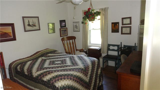 7517 Veterans Boulevard, Chester, WV 26034