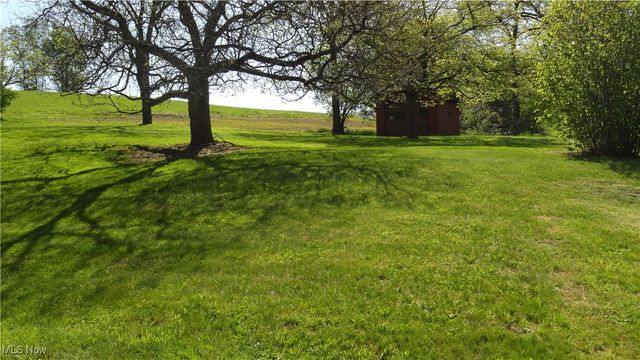 7517 Veterans Boulevard, Chester, WV 26034