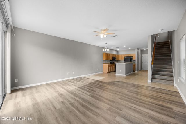 2551 SUMMIT VIEW Drive, Jacksonville, FL 32210