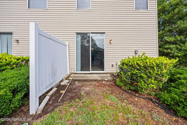 2551 SUMMIT VIEW Drive, Jacksonville, FL 32210