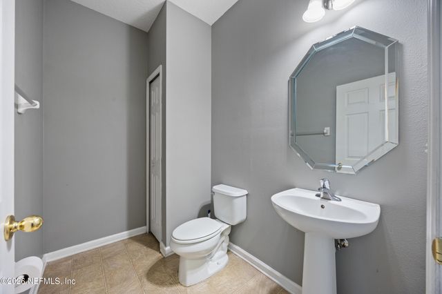 2551 SUMMIT VIEW Drive, Jacksonville, FL 32210