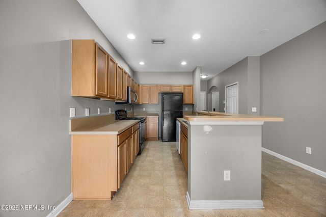 2551 SUMMIT VIEW Drive, Jacksonville, FL 32210