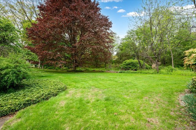 749 Croton Lake Road, Bedford Corners, NY 10549