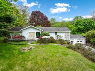 749 Croton Lake Road, Bedford Corners, NY 10549