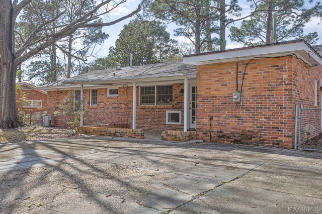 1819 GILLESPIE Drive, Montgomery, AL 36106