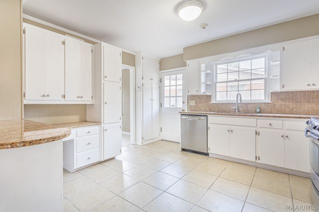 1819 GILLESPIE Drive, Montgomery, AL 36106