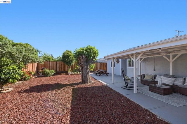 442 JAMES ST, Livermore, CA 94551