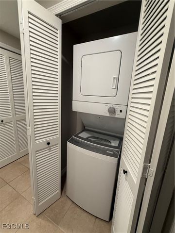 8358 Bernwood Cove LOOP 703, Fort Myers, FL 33966