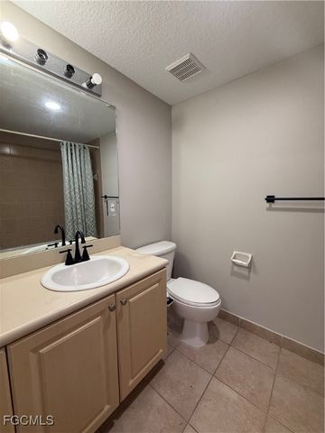 8358 Bernwood Cove LOOP 703, Fort Myers, FL 33966