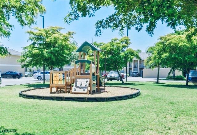 8358 Bernwood Cove LOOP 703, Fort Myers, FL 33966