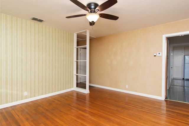 4510 Russell DR, Austin, TX 78745