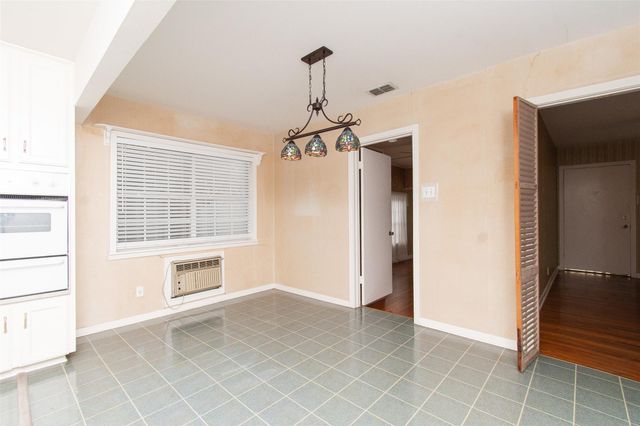 4510 Russell DR, Austin, TX 78745