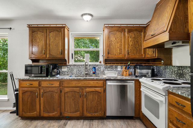 8 Cimarron Drive, Trophy Club, TX 76262