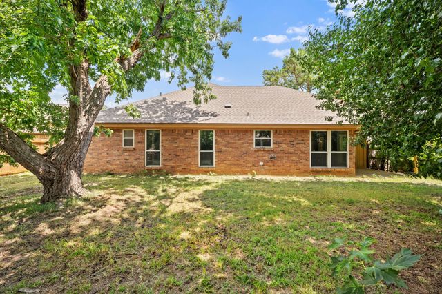 8 Cimarron Drive, Trophy Club, TX 76262