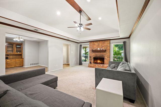 8 Cimarron Drive, Trophy Club, TX 76262