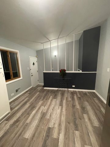 9225 S Emerald Avenue, Chicago, IL 60620