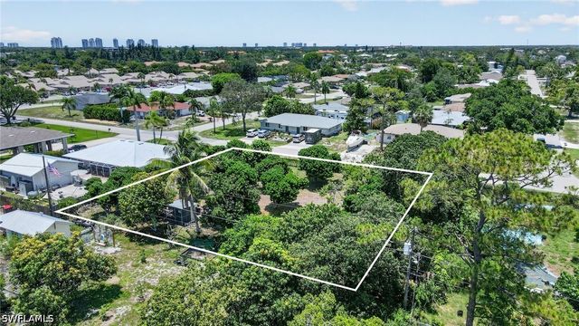 9160 Carolina ST, Bonita Springs, FL 34135