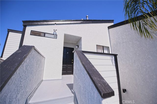2264 Pamela Lane C, Costa Mesa, CA 92627