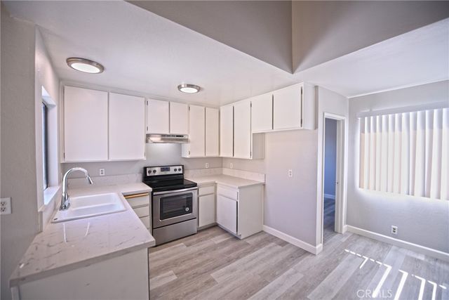 2264 Pamela Lane C, Costa Mesa, CA 92627