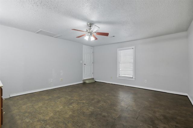 7836 Corina Drive, White Settlement, TX 76108