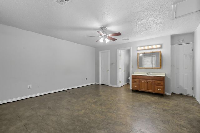 7836 Corina Drive, White Settlement, TX 76108