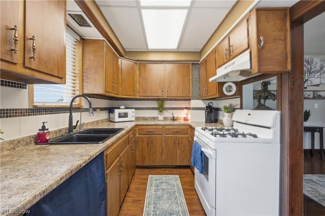 461 S Salem Warren Road, North Jackson, OH 44451