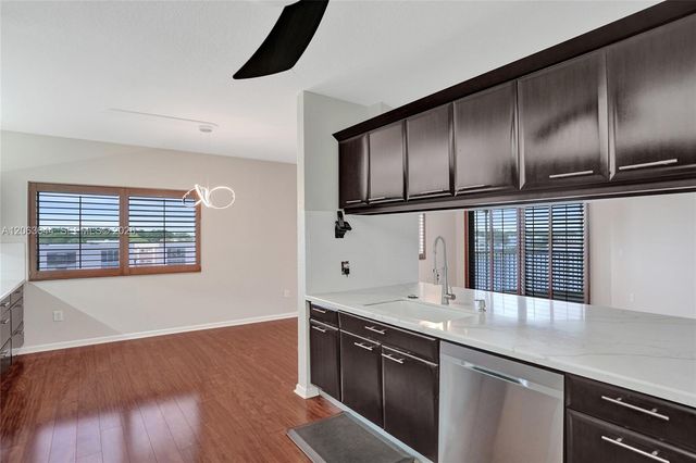 7611 Southampton Terrace 409, Tamarac, FL 33321