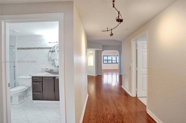 7611 Southampton Terrace 409, Tamarac, FL 33321