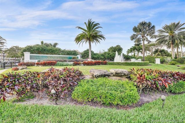 7611 Southampton Terrace 409, Tamarac, FL 33321