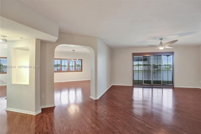 7611 Southampton Terrace 409, Tamarac, FL 33321