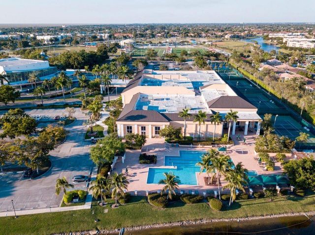7611 Southampton Terrace 409, Tamarac, FL 33321