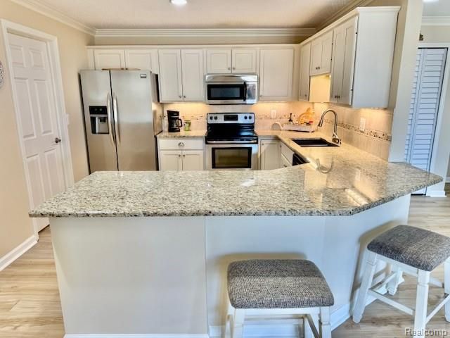 3414 Loon Lake, Waterford, MI 48329