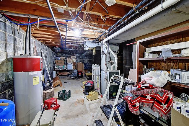 143 Fordtown Road, Fall Branch, TN 37656