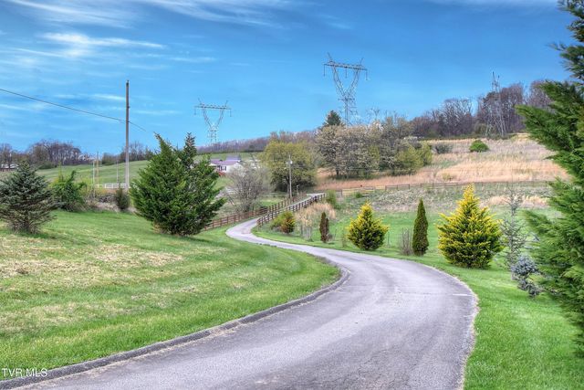 143 Fordtown Road, Fall Branch, TN 37656