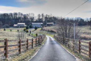 143 Fordtown Road, Fall Branch, TN 37656