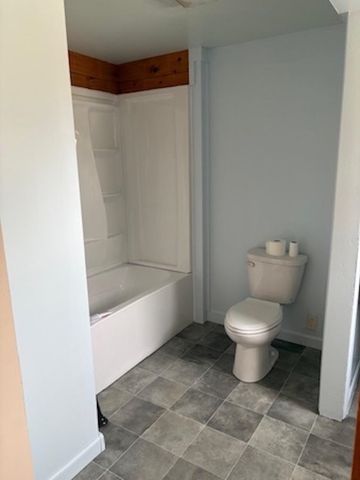 29 River Street, Charlestown, NH 03603