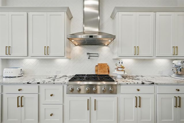 29711 Hay Field Ln, Fulshear, TX 77406