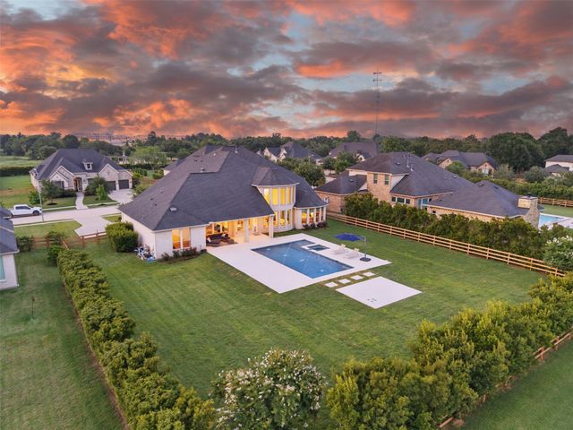 29711 Hay Field Ln, Fulshear, TX 77406