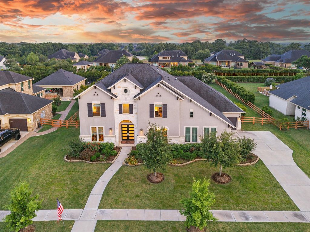 29711 Hay Field Ln, Fulshear, TX 77406