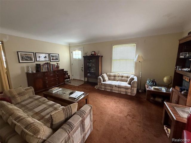4018 Woodland Avenue, Royal Oak, MI 48073