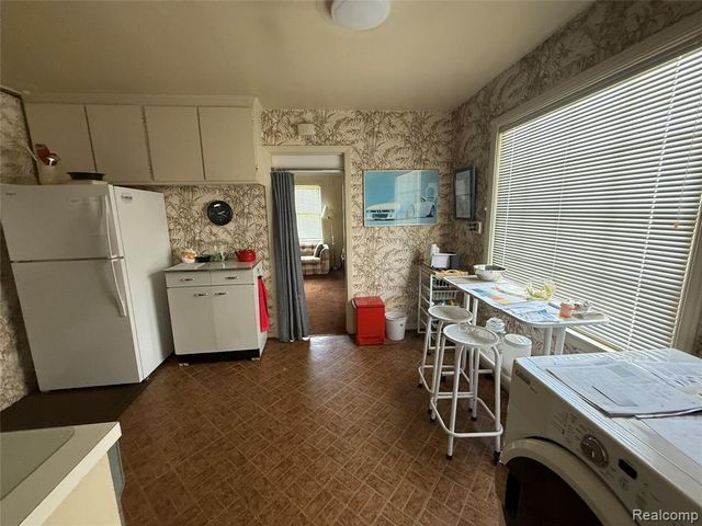 4018 Woodland Avenue, Royal Oak, MI 48073