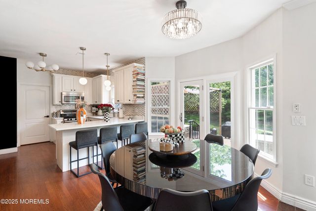 210 Rivers Glen Terrace, Toms River, NJ 08755