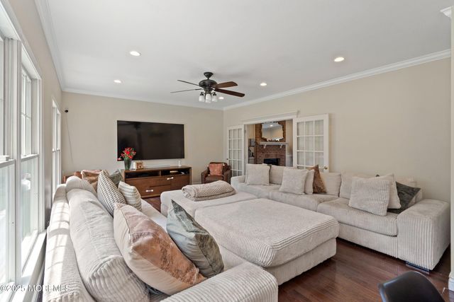 210 Rivers Glen Terrace, Toms River, NJ 08755