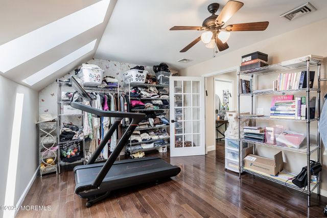 210 Rivers Glen Terrace, Toms River, NJ 08755