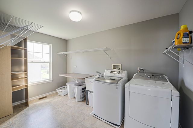 26615 Silverleaf Drive, Plainfield, IL 60585