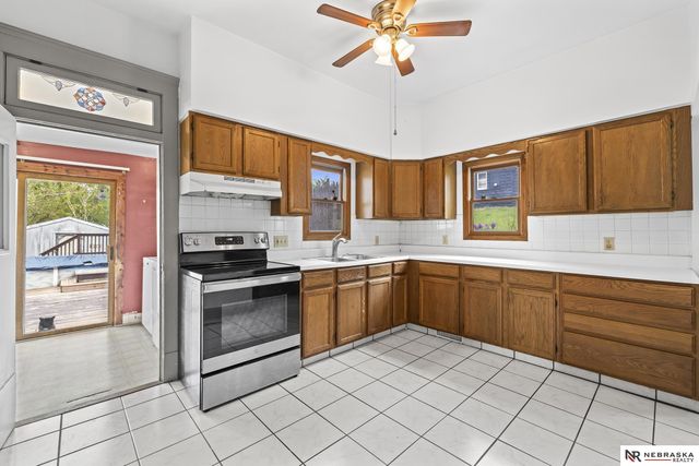 3113 Fillmore Street, Omaha, NE 68112